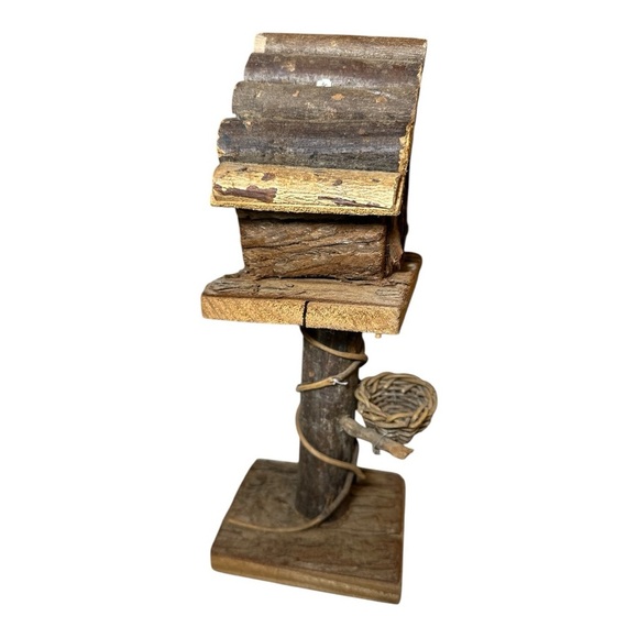 Handmade primitive rustic wooden bird house - Picture 4 of 7